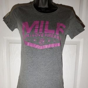 💟Man I Love Firearms tshirt, size small